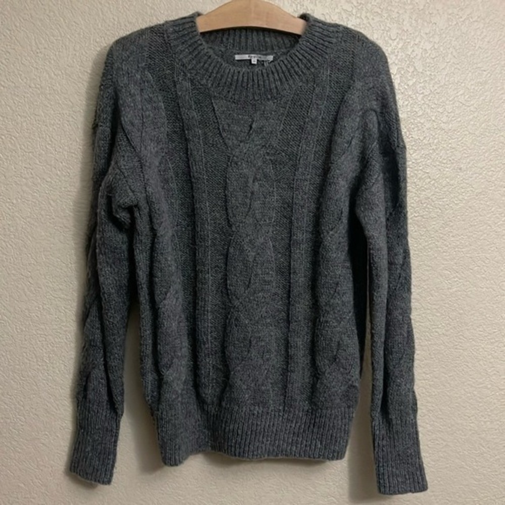 Frenchi Womens Grey Cable Knit Crewneck Sweater Size S/M Charcoal Pullover‎